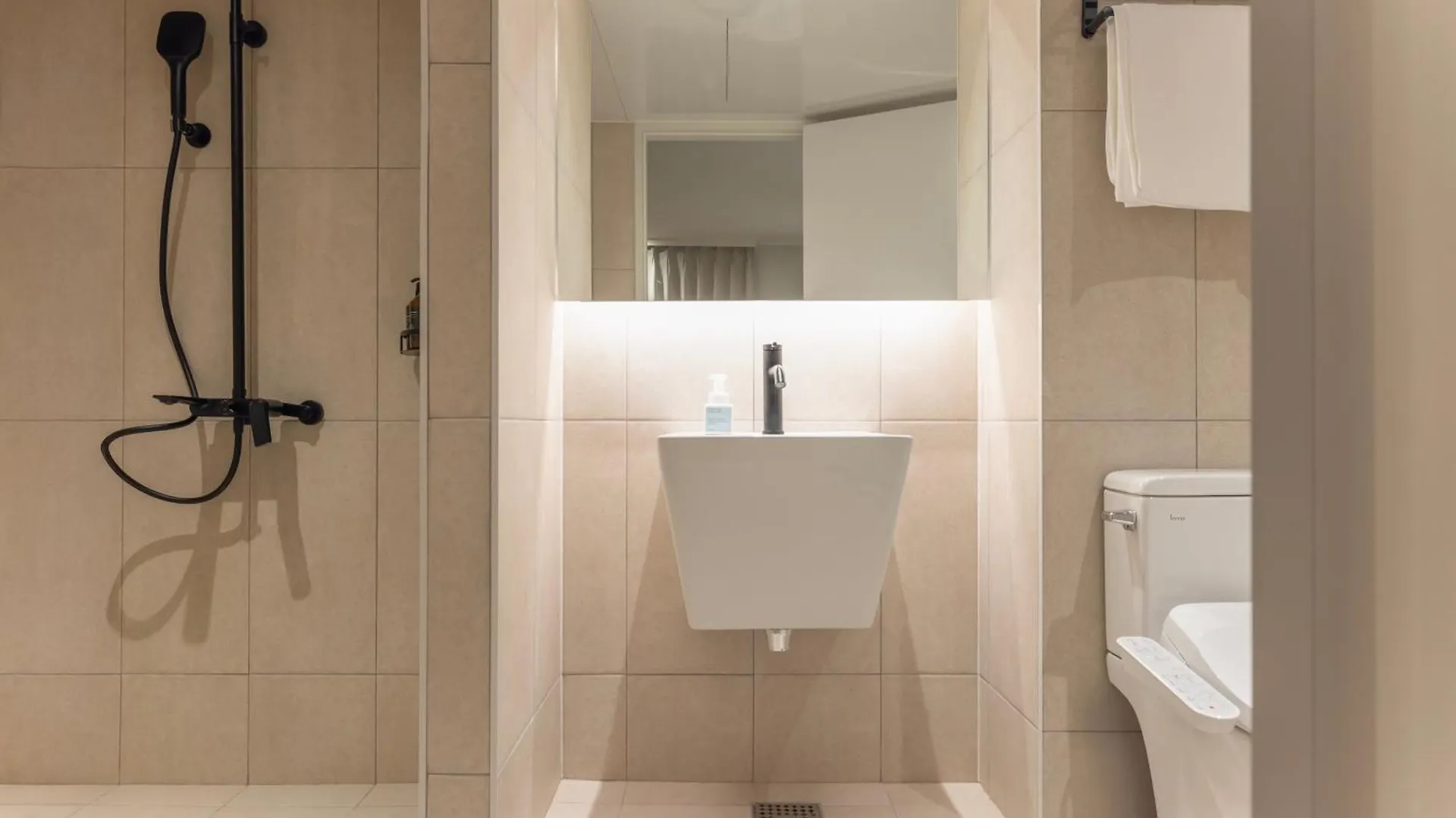 Aank Hotel Yeongdeungpo Seul